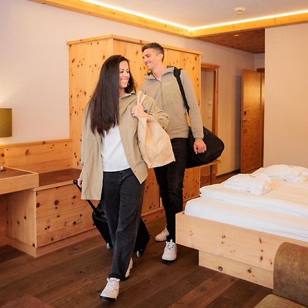 Hotel Baeckelar Wirt Superior Sölden Kültér fotó
